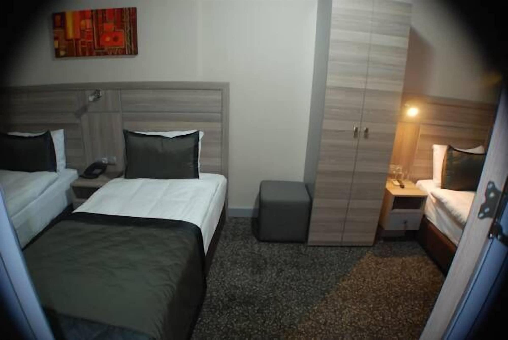 איסטמבול Sinem Hotel & Old City מראה חיצוני תמונה